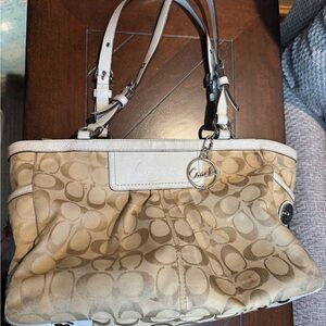 Coach‎ Signature White Leather Trimmed Canvas Shoulder Handbag Purse